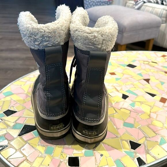 SOREL Women’s Winter Carnival Snow Boots in Quarry Gray Size 7.5 Fur on Top - Picture 6 of 10